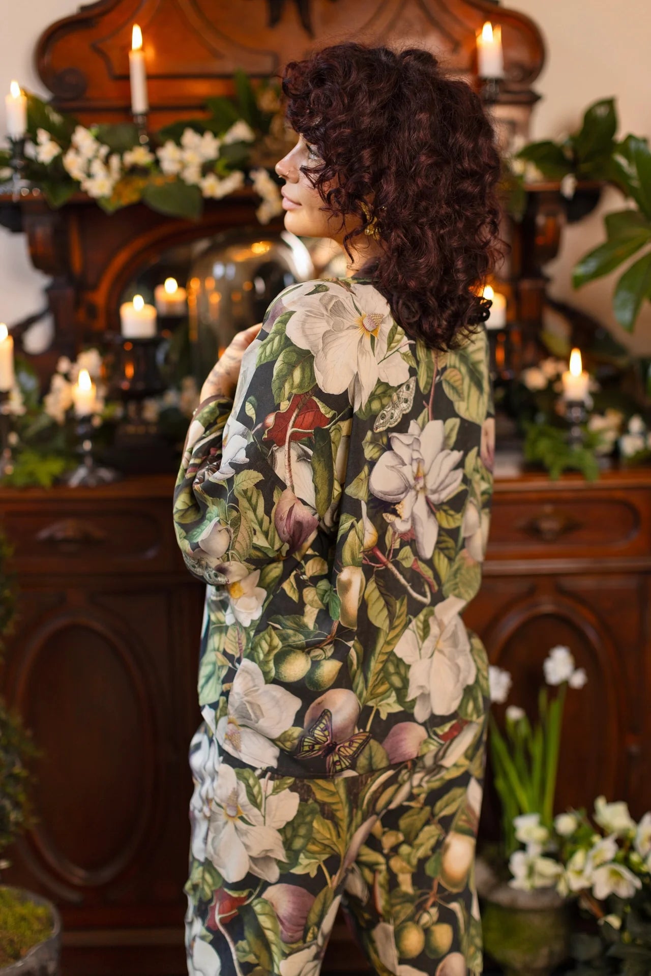 Fleur de Lune Cropped Pixie Duster