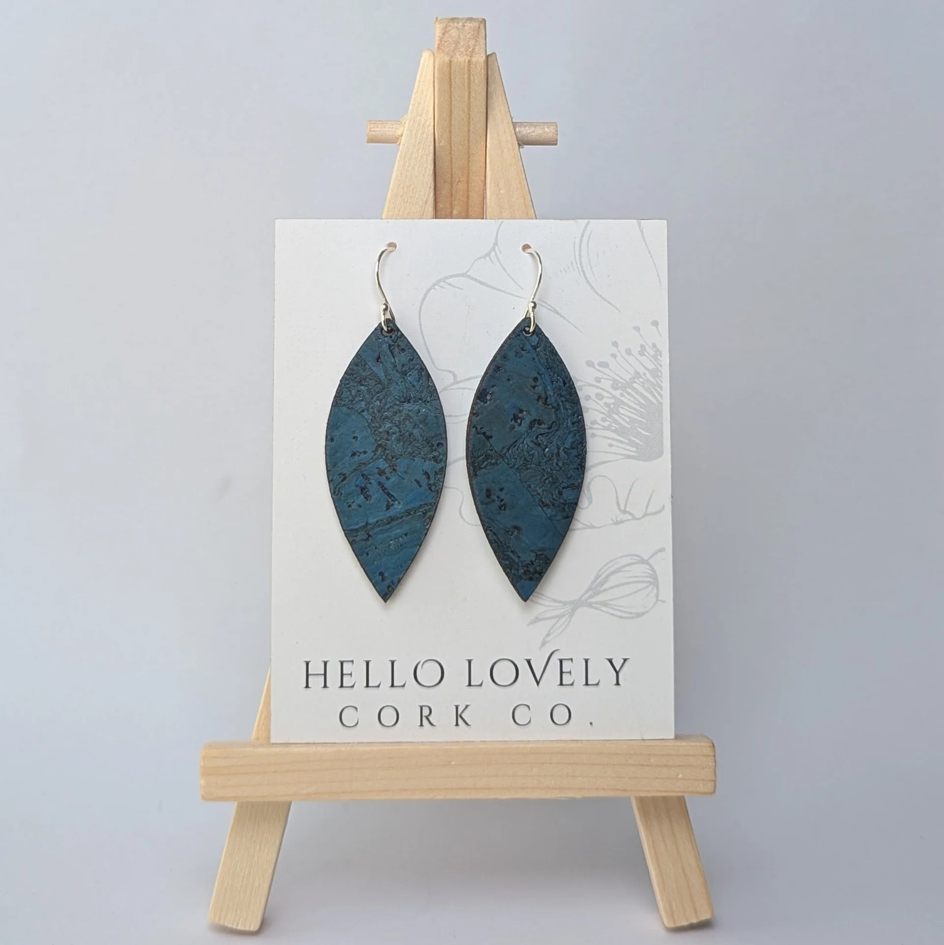 Cork Earrings - Small Leaf