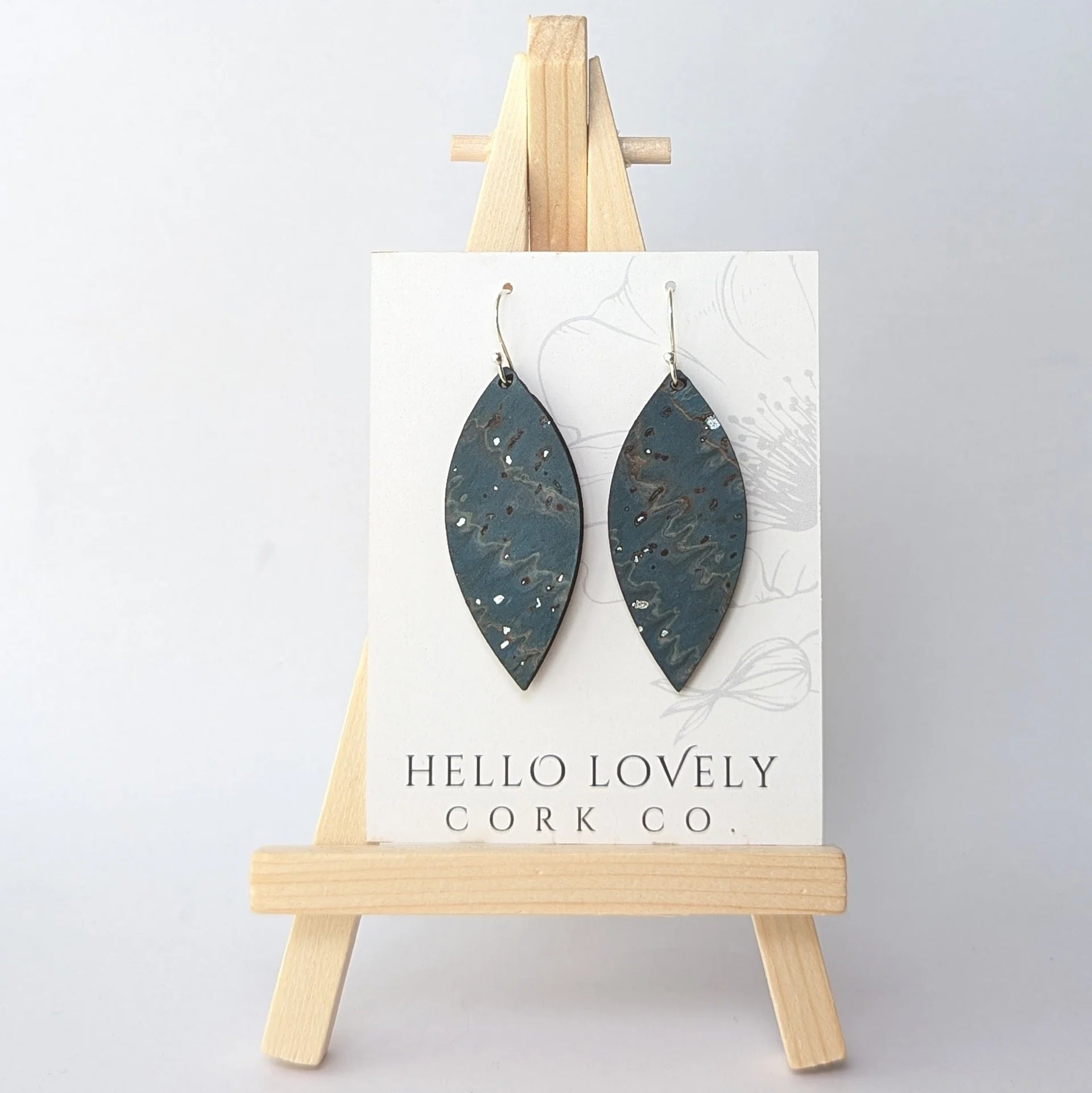 Cork Earrings - Small Leaf