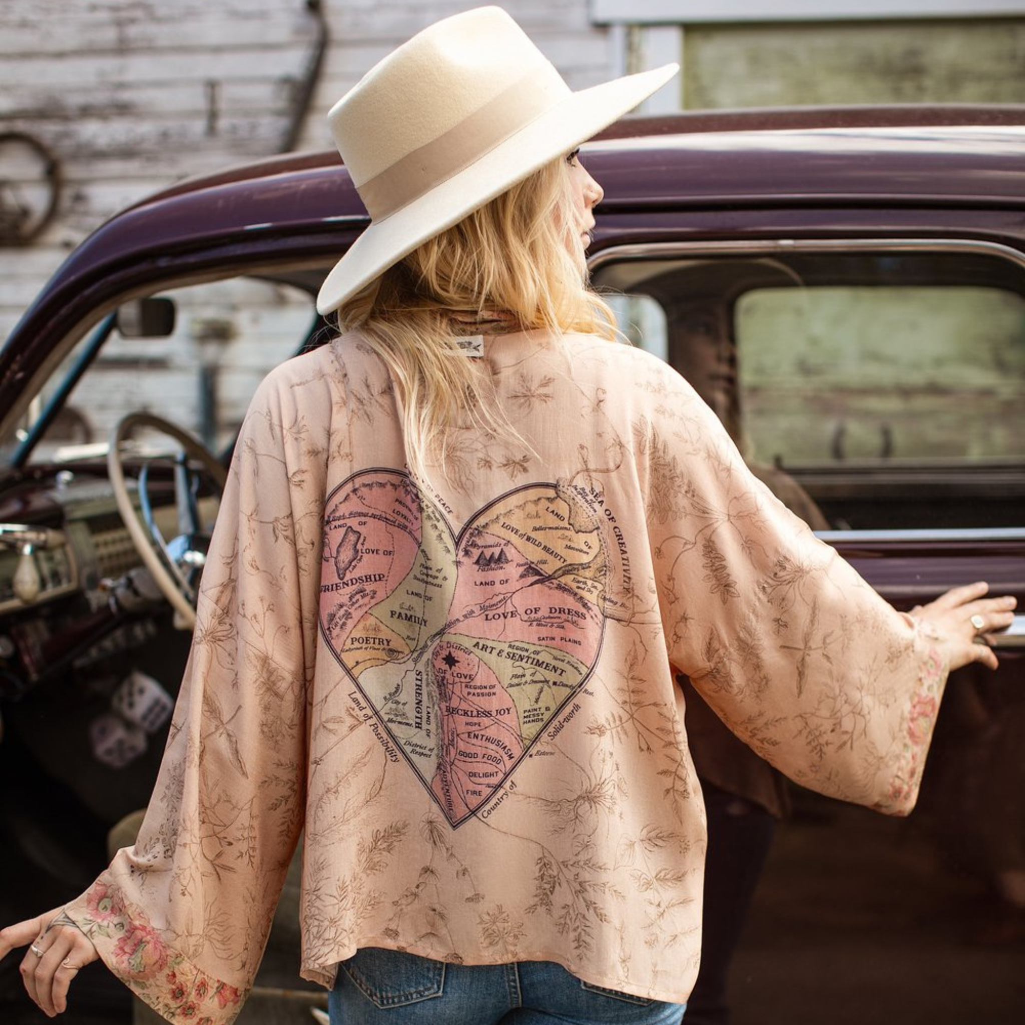 Map of My Heart Cropped Pixie Duster