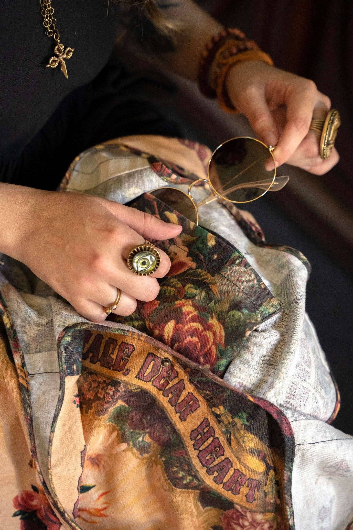 Courage, Dear Heart Market Tote Bag