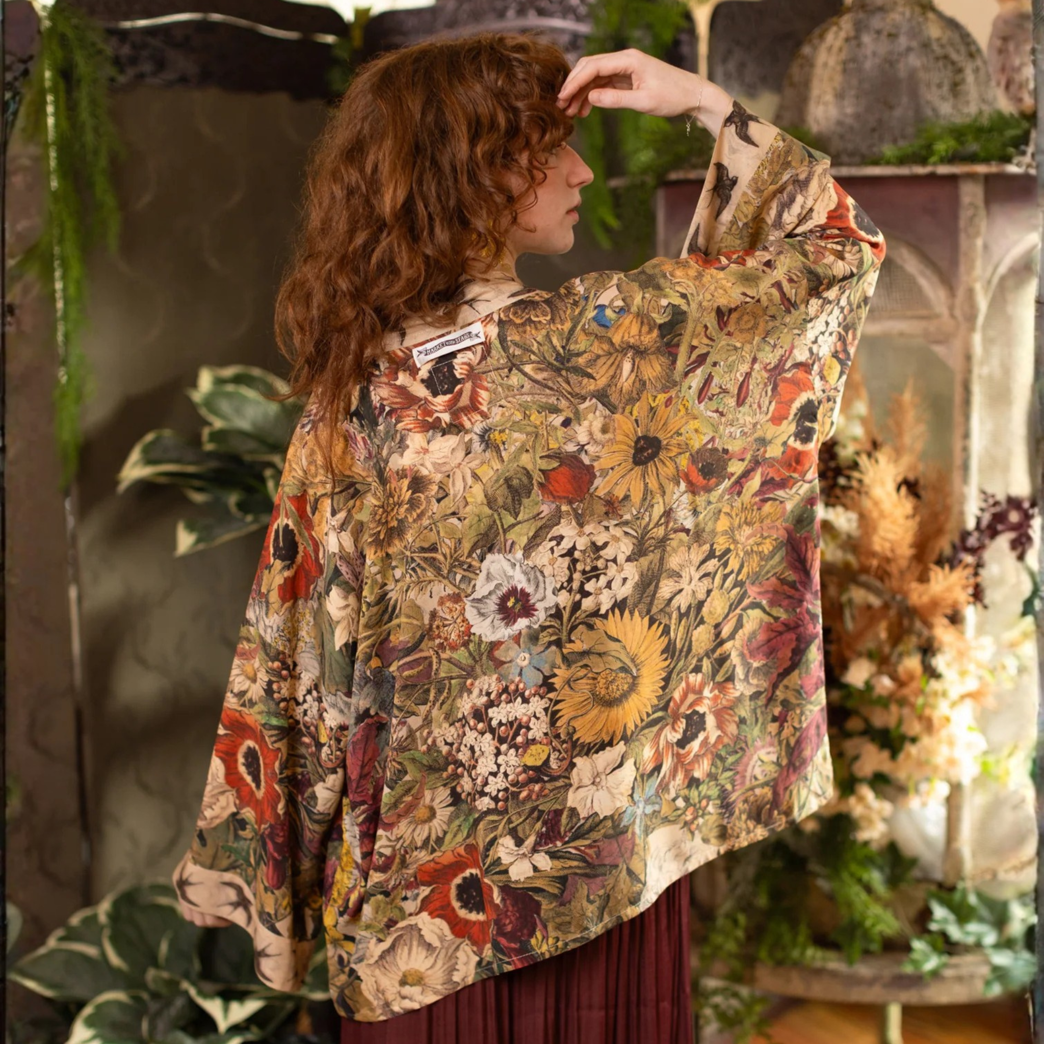 Golden Hour Cropped Pixie Duster